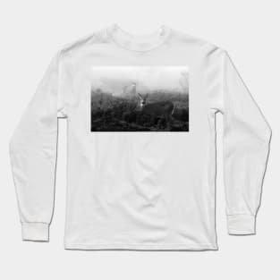 The rut in B&W - White-tailed Deer Long Sleeve T-Shirt